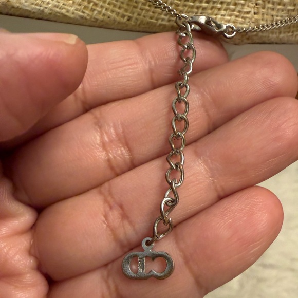 Authentic Dior chain with Unbranded Black Floral Heart Pendant - Picture 9 of 9